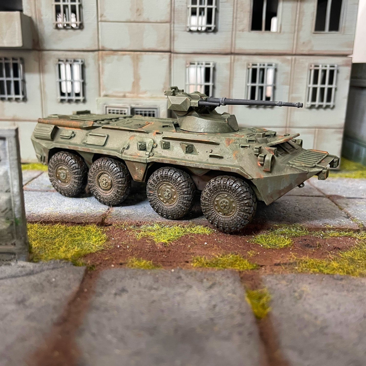 BTR-82/ BTR-80