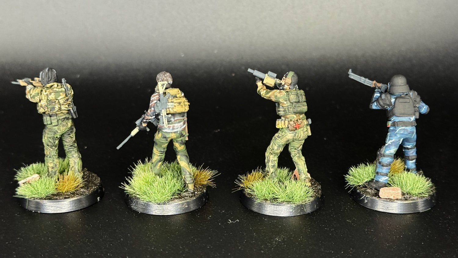 Escape from Incountry 2.0 - Rogue Commanders